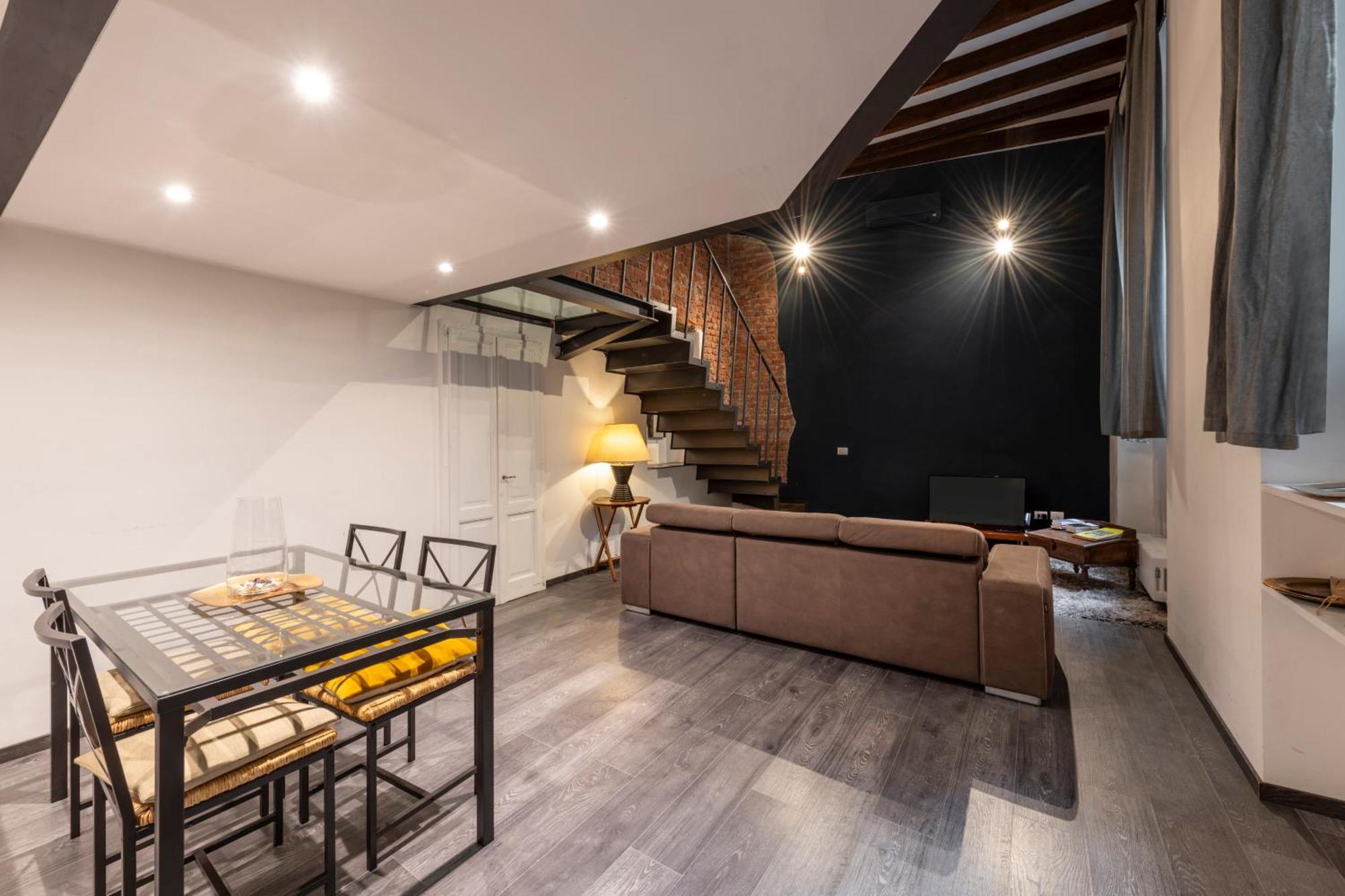 Appartamento Charming Loft In Isola Milano
